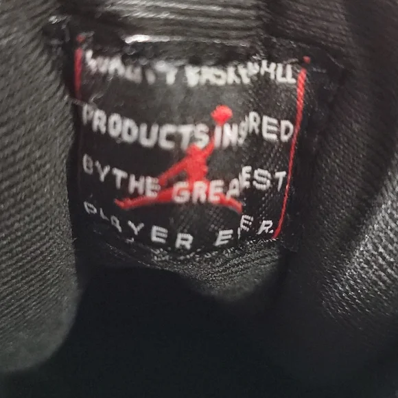 AIRJORDAN NIKE Man shoes Size 9.5 Retro 23  378037-061 1919  excellent condition - Picture 9 of 16